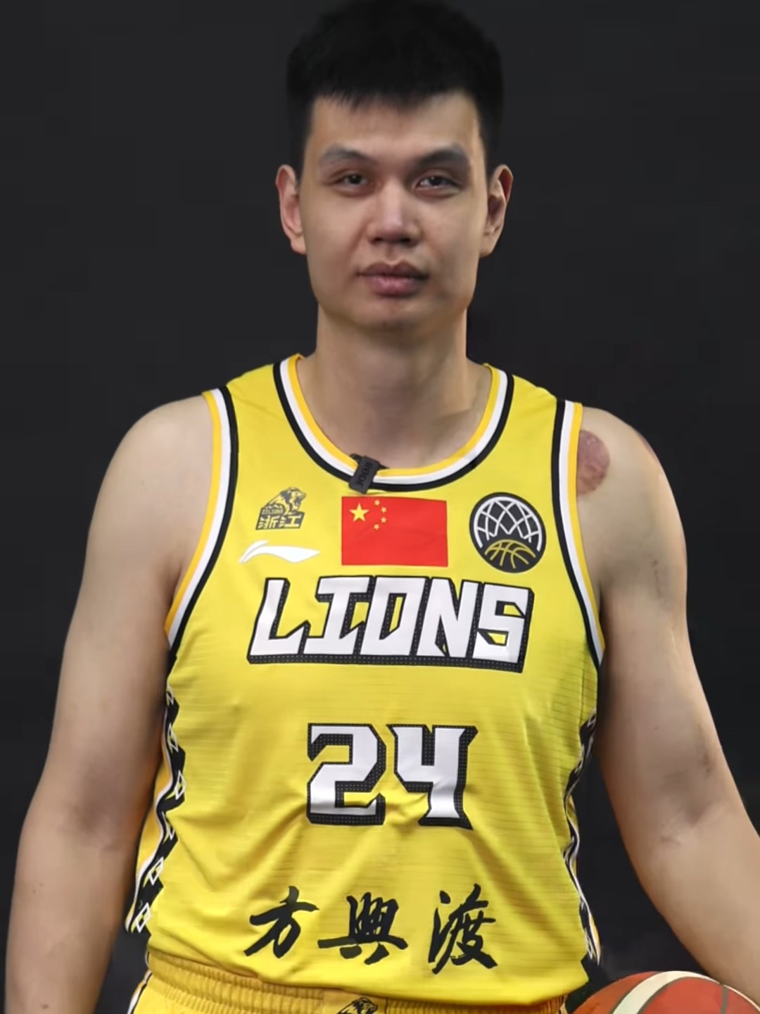 三亿在线入口 -深圳男篮迎亚冠关键赛；赛后队长鼓劲；信心回归；数据趋势出现新变化(为什么男足叫国足)