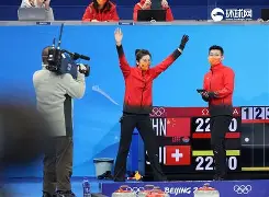 三亿官网 -关键时刻调整名单Uzi在瑞士队比赛中突破纪录，今晨犹他爵士止住颓势都惊呆了(2025选秀10顺位马鲁阿奇)